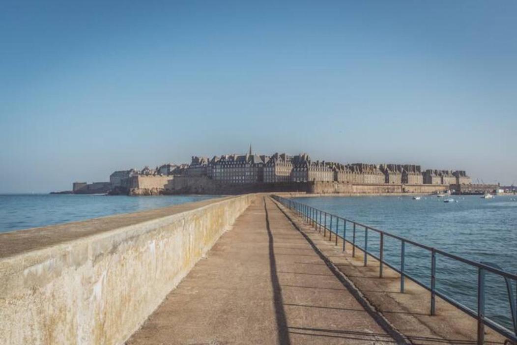 Les Letruns - Appart - 3 Pers - Vue Sur La Mer Saint-Malo Exteriör bild